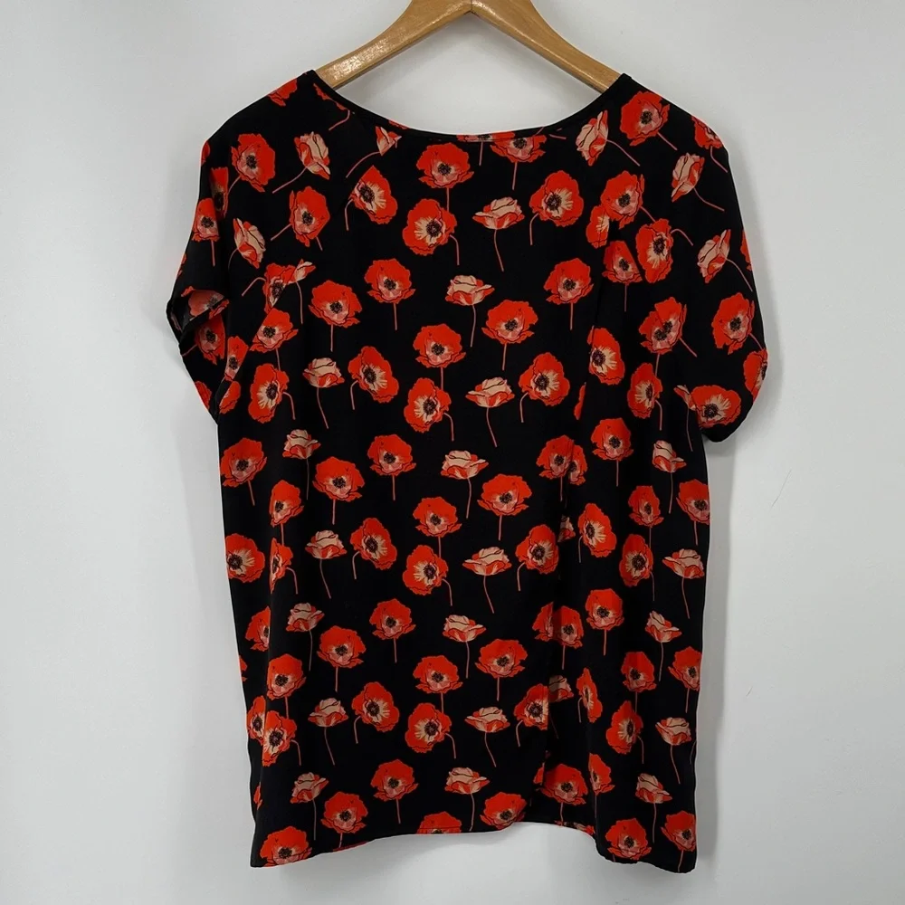CAbi Black and Red Poppy Print Short Sleeve Top - Picture 4 of 6